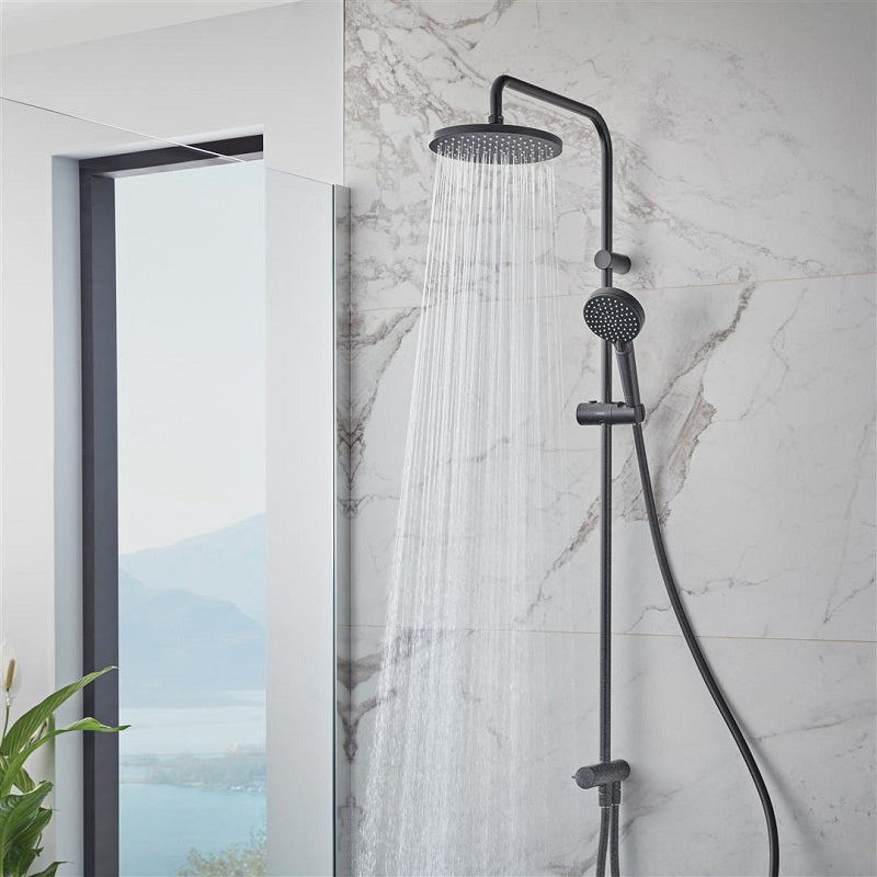 Hansgrohe Vernis Blend Showerpipe 200 1Jet Reno In Black 