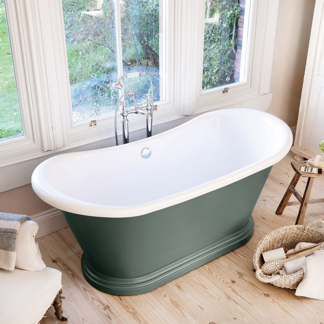 Waters Baths Buying Guide: Lucite Acrylic vs Composite Stone, and Which Range Is Right for You?