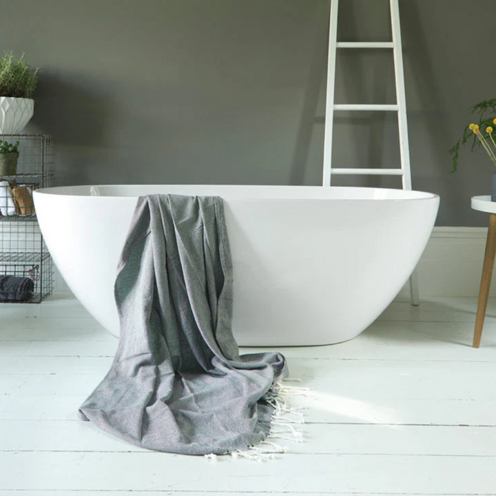 Waters Infinity Brook 1690mm Freestanding Bath