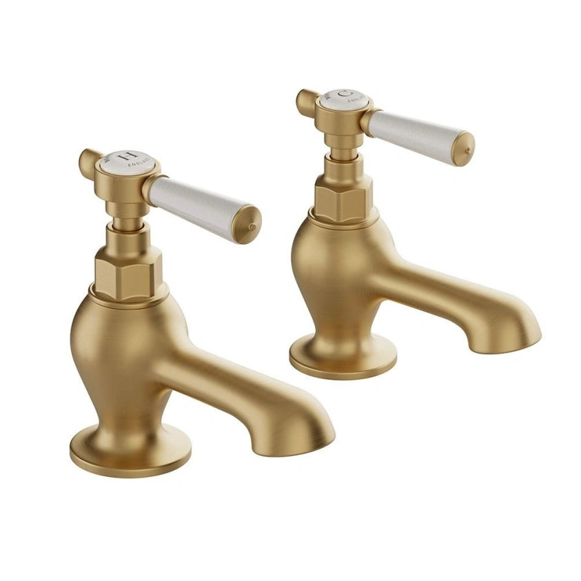 Booth & Co Axbridge Lever Handles Bath Pillar Taps