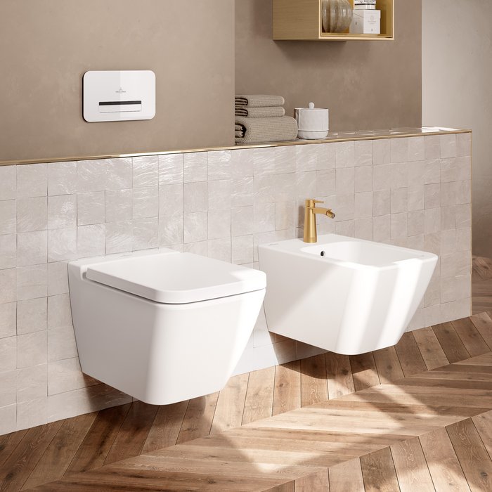Villeroy & Boch Finion Wall Hung Rimless Toilet & Soft Close Seat